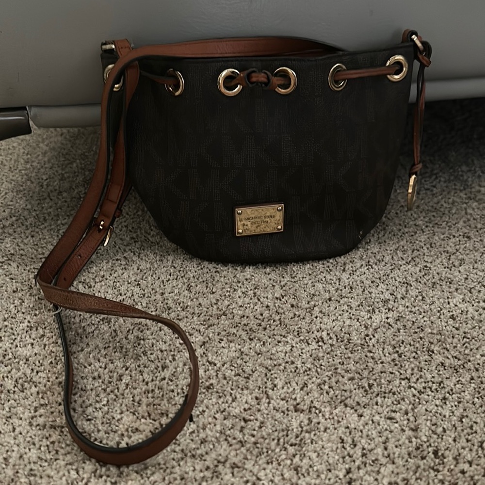 Michael Kors crossbody